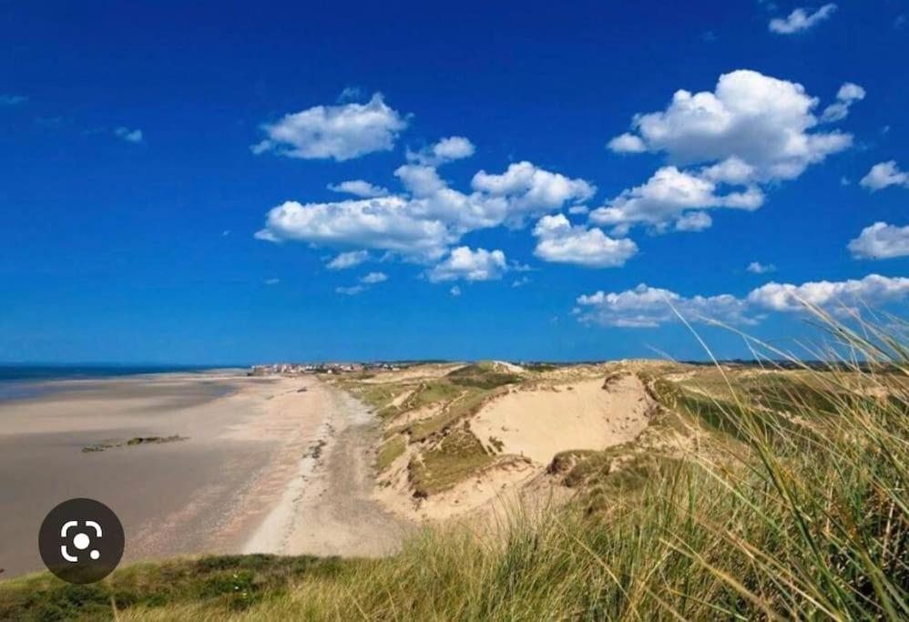 Gite Neuf Proche De La Plage Oye-Plage Extérieur photo